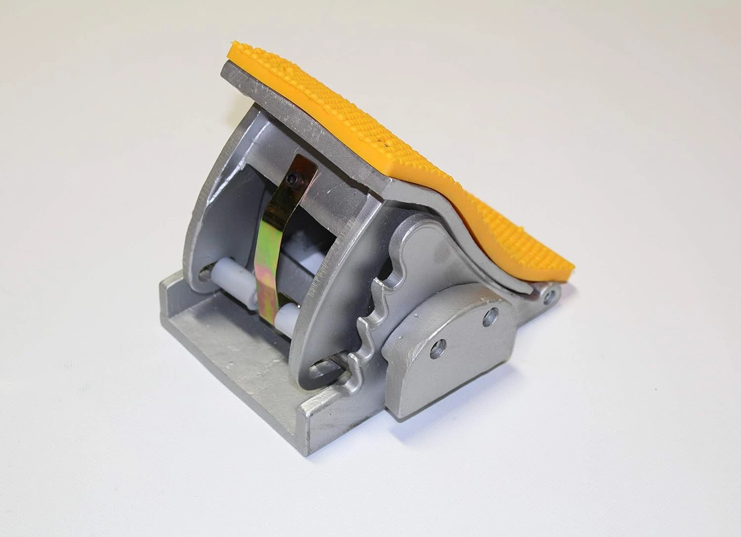Championship Starting Block in Yellow and Black All Sports Outlet - Image 2